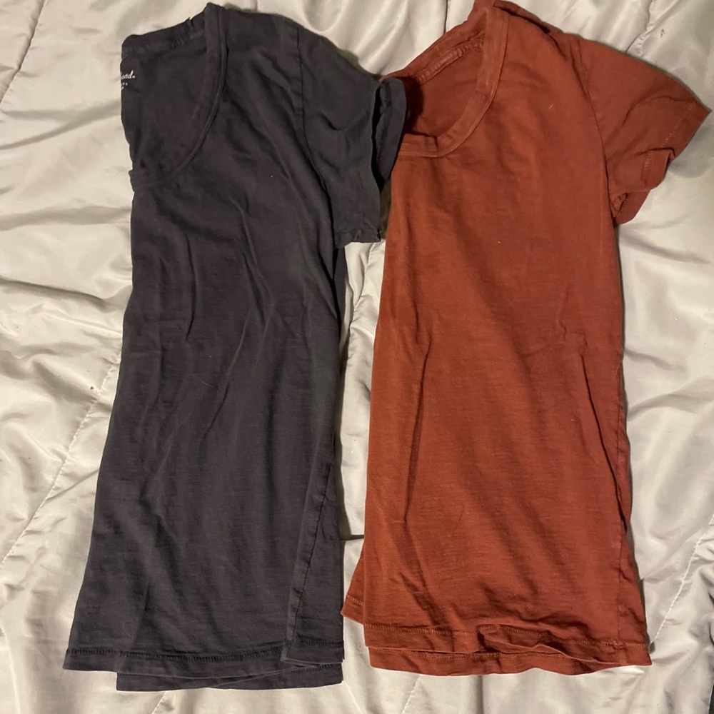Tee shirts